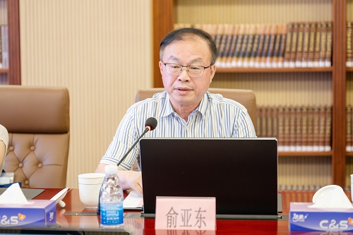 俞亚东讲话.jpg 俞亚东讲话.jpg