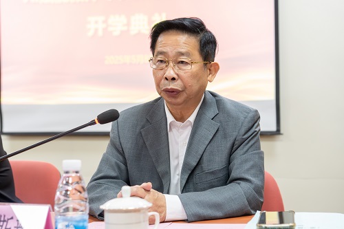 陈斯毅致辞.jpg 陈斯毅致辞.jpg