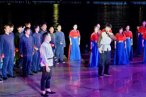 演出现场1.jpg 演出现场1.jpg