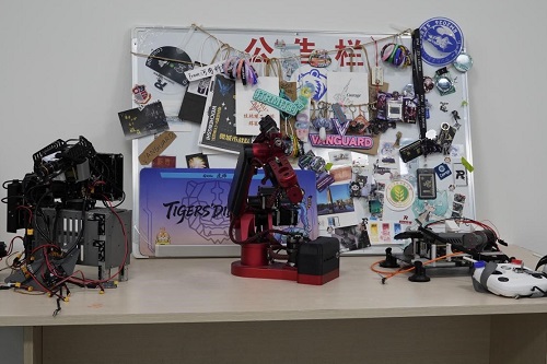竞赛成果展示.jpg